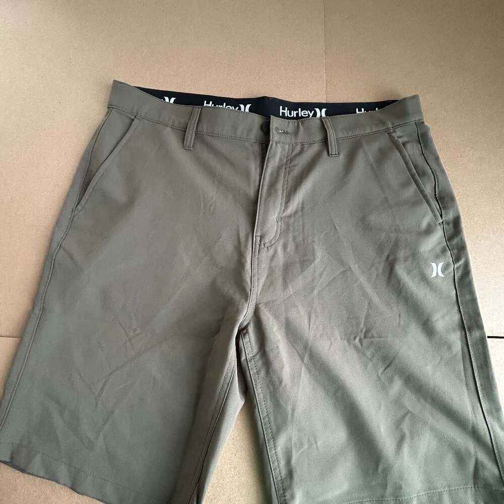 three casual surf shorts one pair surf sweatpants brand new never worn